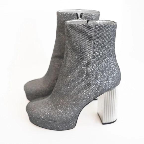 MICHAEL Michael Kors.Silver Platform Booties.Sz 8.5. - Picture 7 of 16
